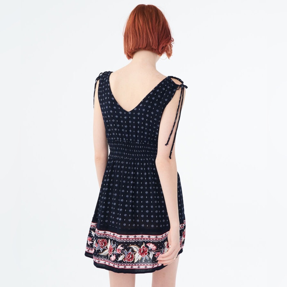 Floral V-Neck Smocked Fit & Flare Dress - Picture 5 of 5
